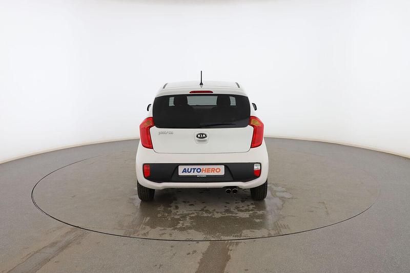 Usado Kia Picanto Urban 70 CV (51 kW) 2015 Blanco Utilitario