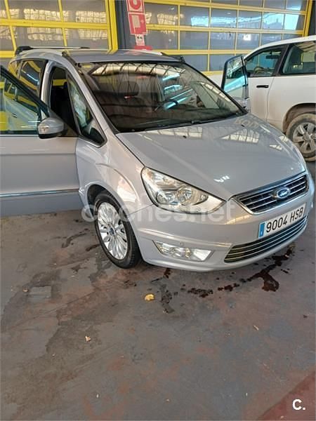 Usado Ford Galaxy Titanium 140 CV (102 kW) 2013 Beige Monovolumen