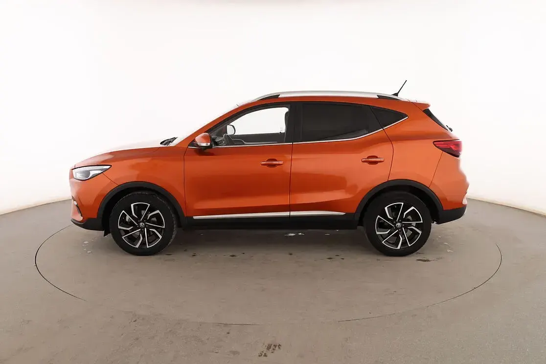 Usado MG ZS Luxury 106 CV (77 kW) 2023 Naranja SUV