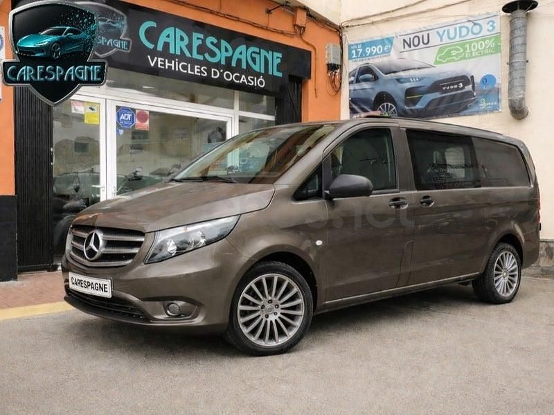 Usado Mercedes V200 Executive 136 CV (100 kW) 2015 Beige Monovolumen