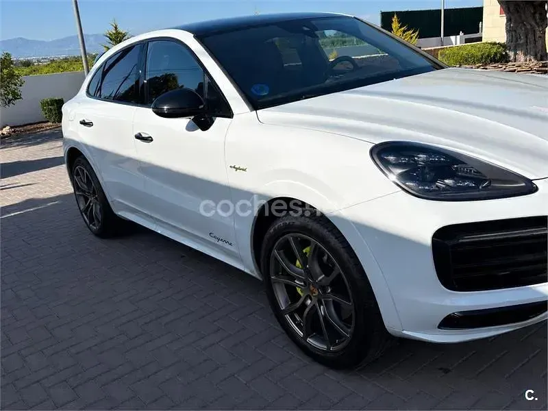 Usado Porsche Cayenne 462 CV (339 kW) 2020 Blanco SUV