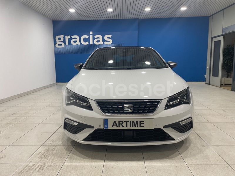 Usado Seat Leon FR 150 CV (110 kW) 2020 Blanco Berlina