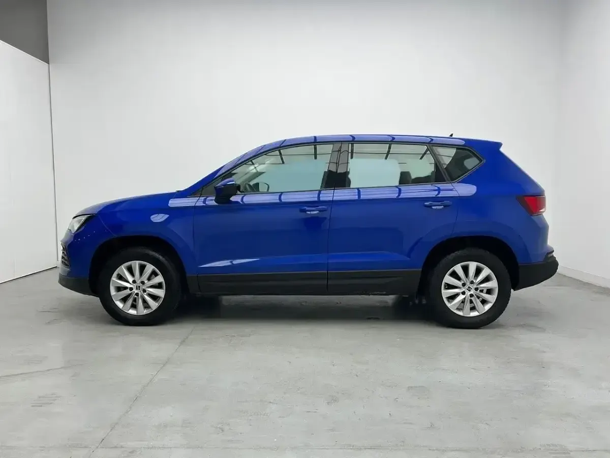 Usado Seat Ateca Reference 110 CV (80 kW) 2022 Azul SUV