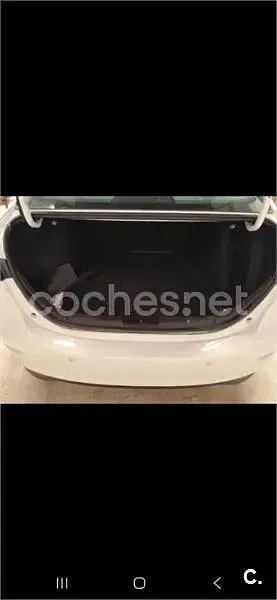 Usado Mazda 3 Luxury 150 CV (110 kW) 2015 Blanco Berlina