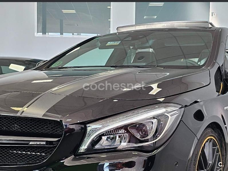 Negro Usado 2018 Mercedes CLA45 AMG Shooting Brake Familiar | 36.000 € (Precio justo) - Imagen 1/4