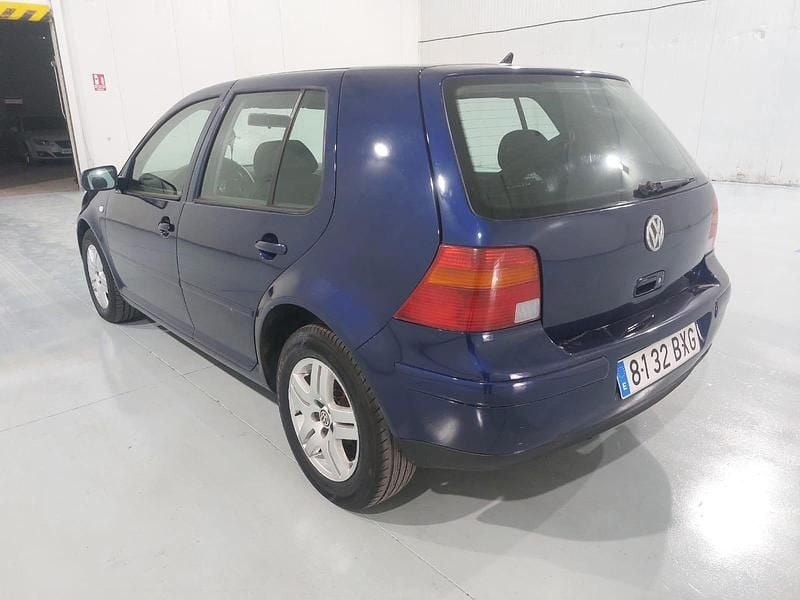 Usado VW Golf IV Conceptline 100 CV (73 kW) 2001 Azul Utilitario