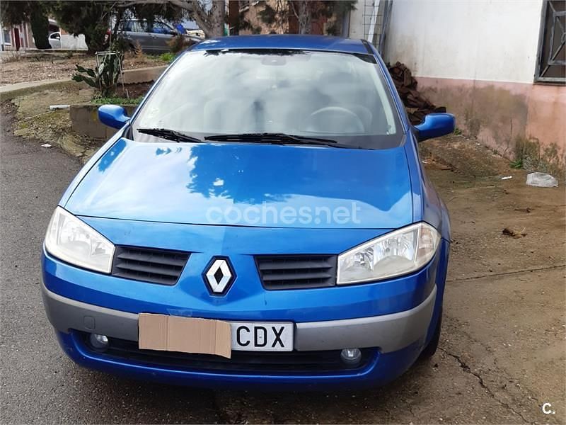 Usado Renault Mégane II Privilege 136 CV (100 kW) 2003 Azul Berlina