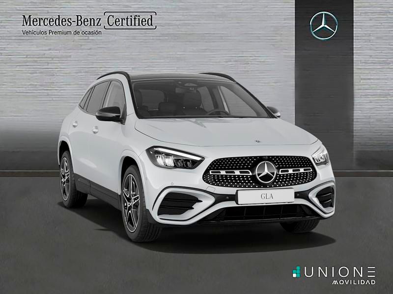 Usado Mercedes GLA200 150 CV (110 kW) 2024 Blanco SUV