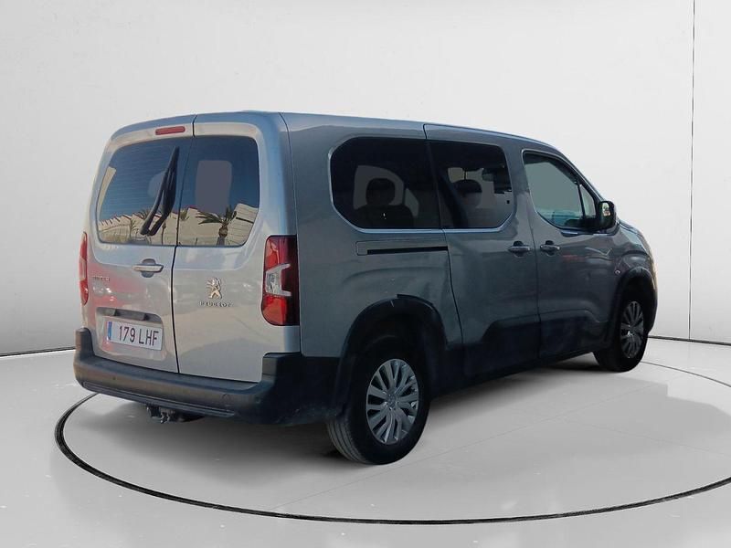 Usado Peugeot Rifter Active 131 CV (96 kW) 2020 Gris Monovolumen