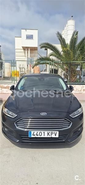 Usado Ford Mondeo Titanium 150 CV (110 kW) 2018 Negro Berlina