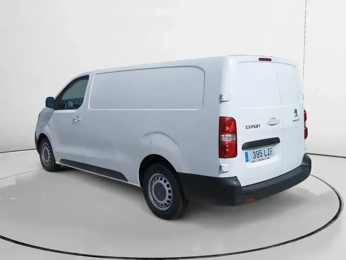 Usado Peugeot Expert Premium 102 CV (75 kW) 2022 Blanco Van