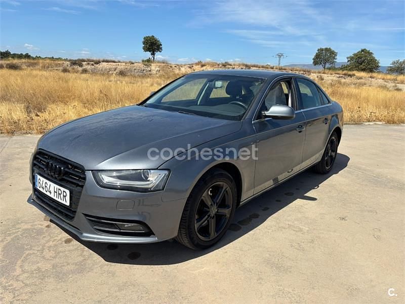 Gris / plata Usado 2011 Audi A4 Berlina | 11.000 € (Precio justo) - Imagen 1/4