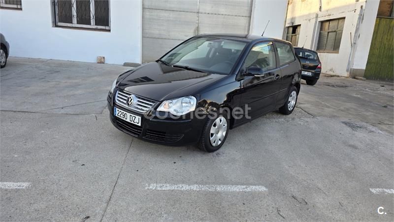 Negro Usado 2006 VW Polo Advance Berlina | 3990 € (Buen precio) - Imagen 1/4