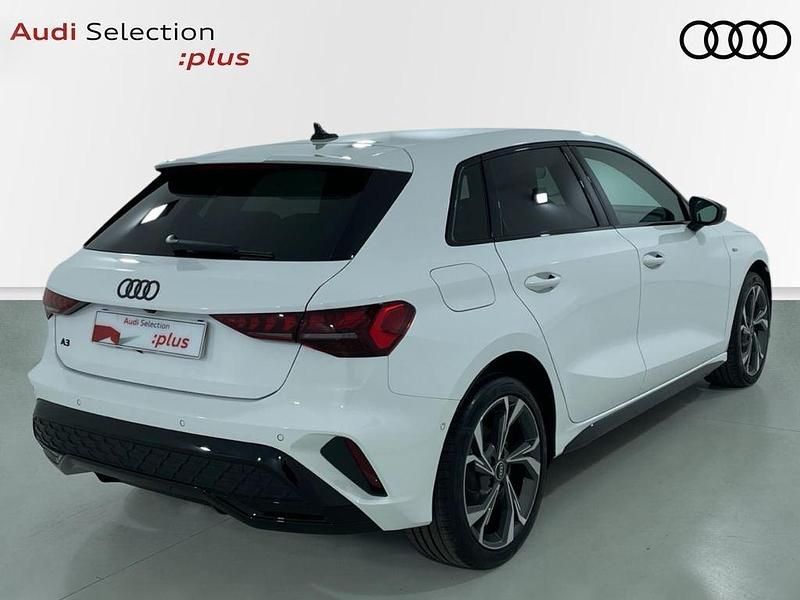 Nuevo Audi A3 e-tron S-Line 204 CV (150 kW) 2025 Blanco Utilitario