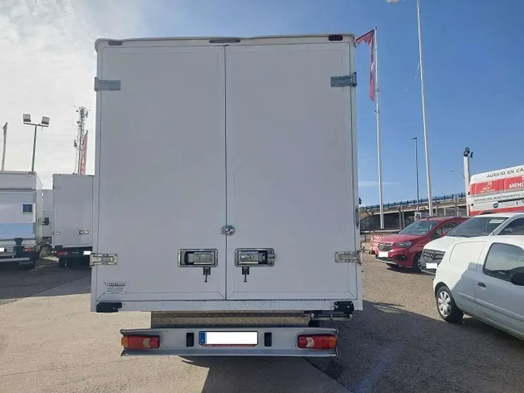 Usado Fiat Ducato 140 CV (102 kW) 2022 Blanco Van