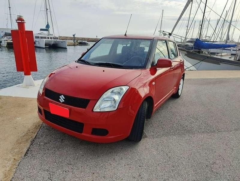 Rojo Usado 2007 Suzuki Swift GL Utilitario | 4770 € (Super precio) - Imagen 1/4