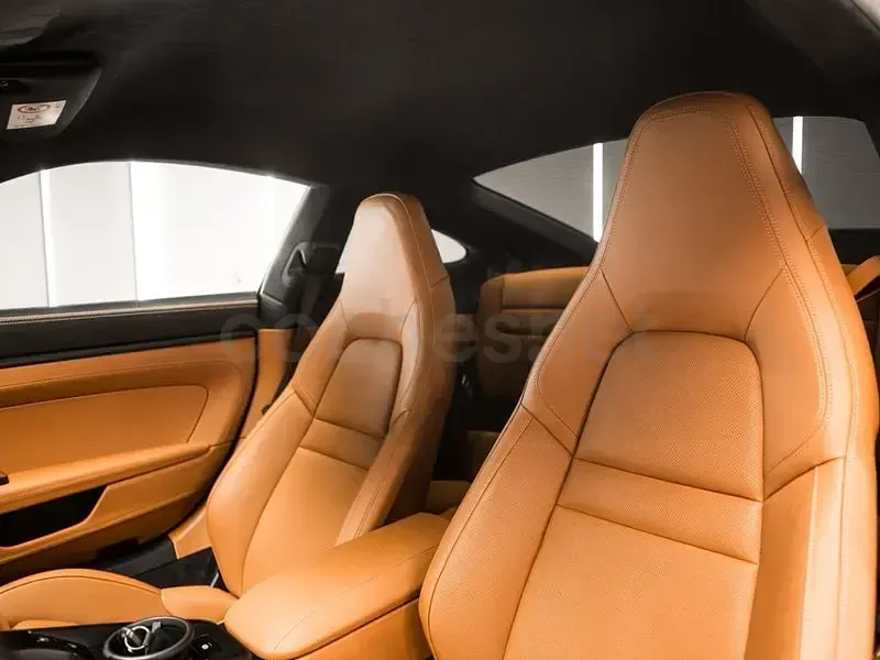Usado Porsche 911 Carrera GTS 541 CV (397 kW) 2025 Verde Coupe