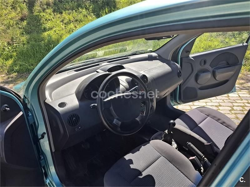 Usado Chevrolet Kalos SE 72 CV (52 kW) 2006 Azul Berlina
