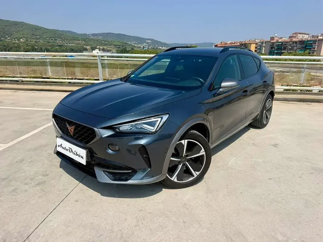 Usado Cupra Formentor 204 CV (150 kW) 2022 Gris SUV