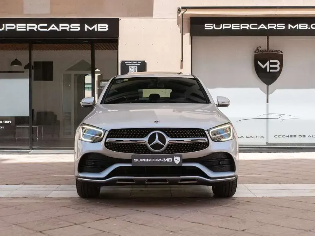 Usado Mercedes GLC220 194 CV (142 kW) 2020 Plateado SUV
