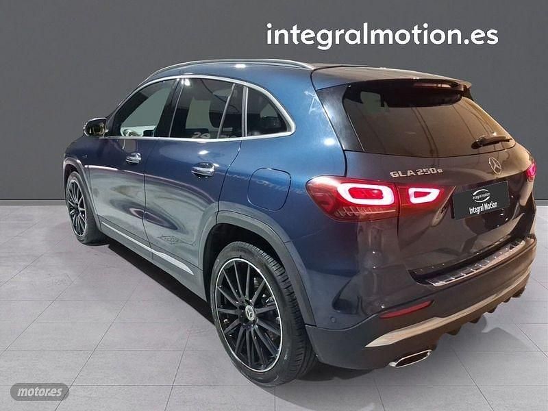 Usado Mercedes GLA250 218 CV (160 kW) 2020 Azul SUV