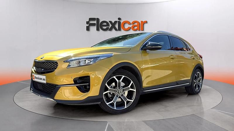 Usado Kia XCeed 140 CV (102 kW) 2020 Amarillo SUV