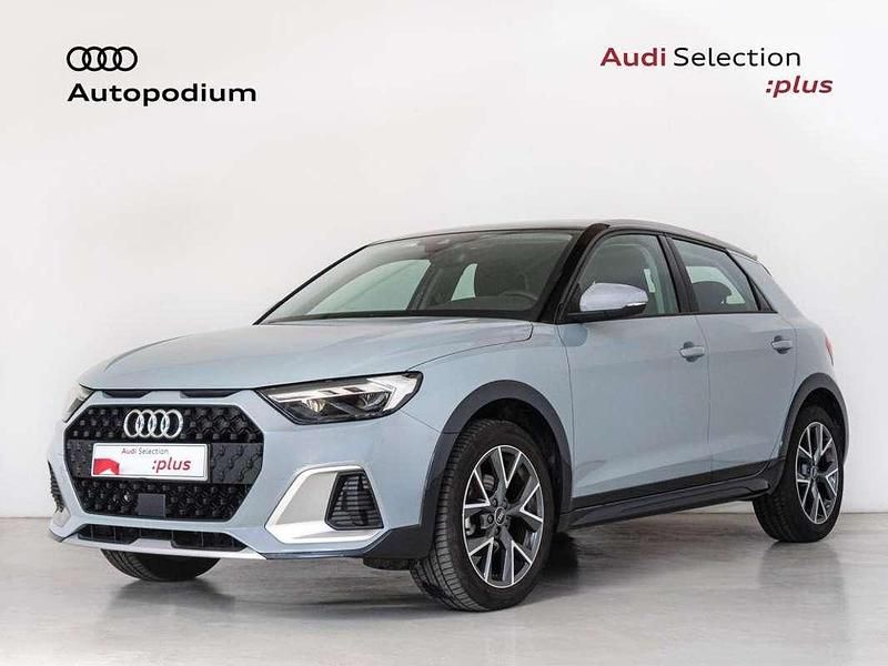 Gris Usado 2023 Audi A1 Sportback Utilitario | 25.700 € (Un poco caro) - Imagen 1/4
