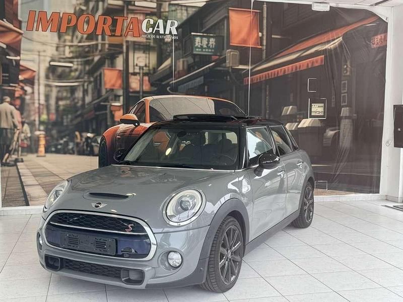 Usado Mini Cooper SD 170 CV (125 kW) 2015 Gris Utilitario
