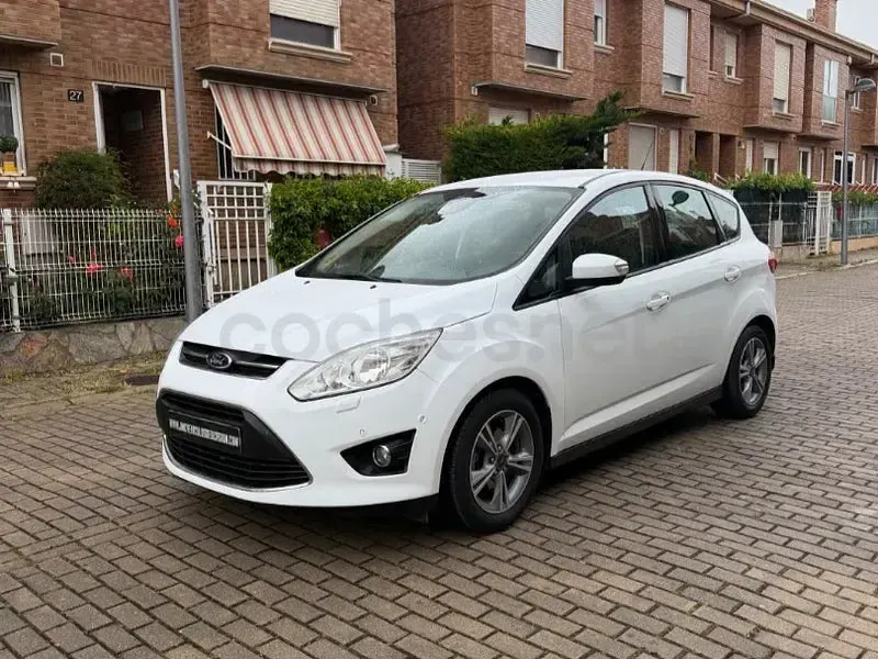 Usado Ford C-MAX 115 CV (84 kW) 2014 Blanco Monovolumen