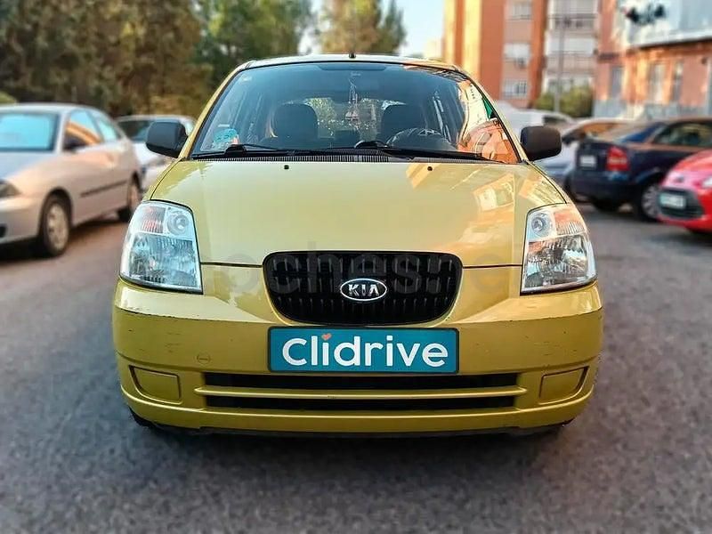 Usado Kia Picanto Active 65 CV (47 kW) 2006 Verde Utilitario