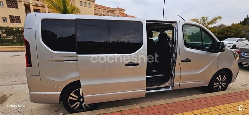 Usado Renault Trafic 150 CV (110 kW) 2024 Gris / plata Monovolumen