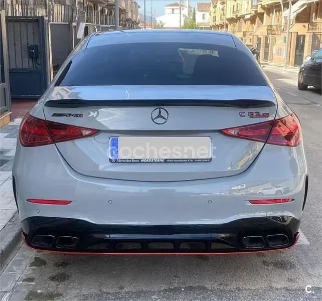 Usado Mercedes C63S AMG 680 CV (500 kW) 2024 Gris / plata Berlina
