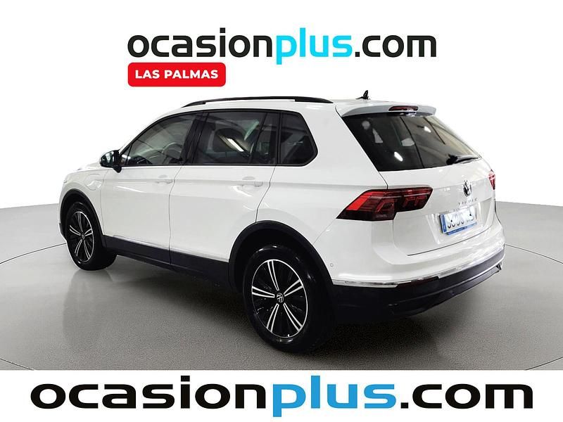 Usado VW Tiguan Life 245 CV (180 kW) 2022 Blanco SUV