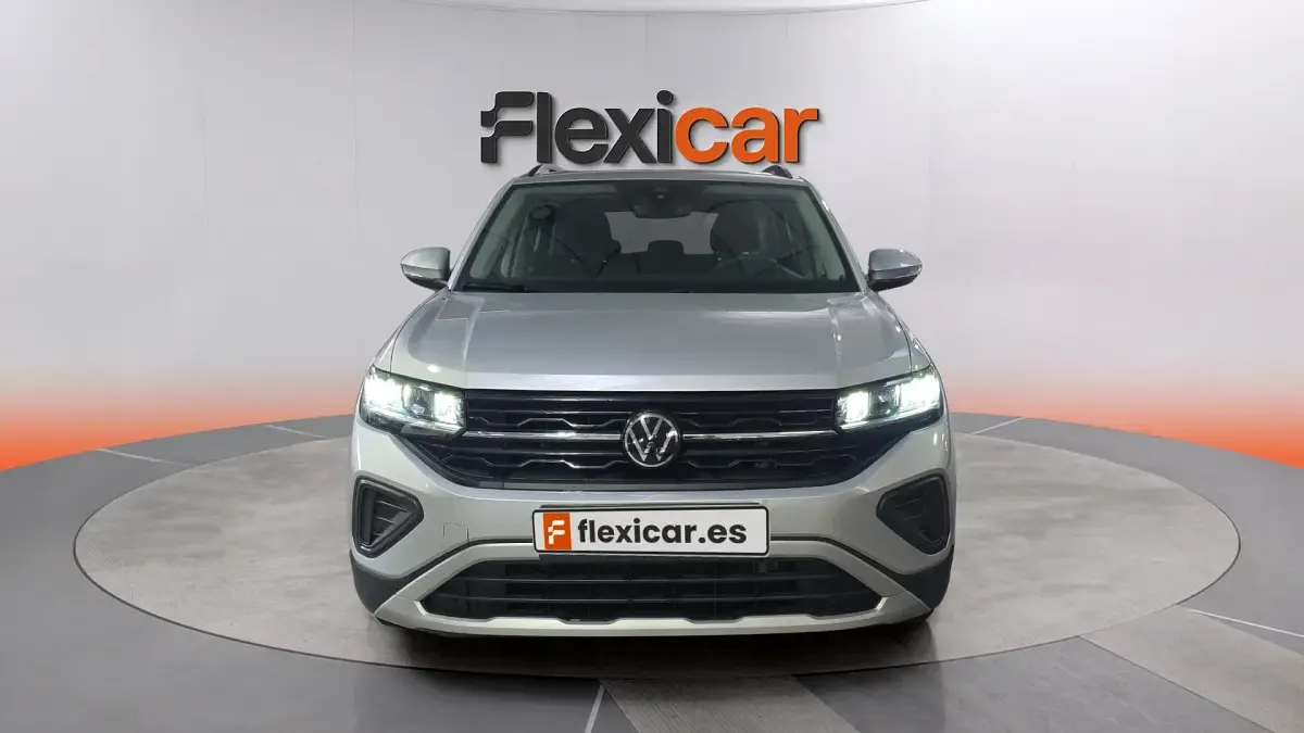Usado VW T-Cross Life 95 CV (69 kW) 2024 Gris SUV