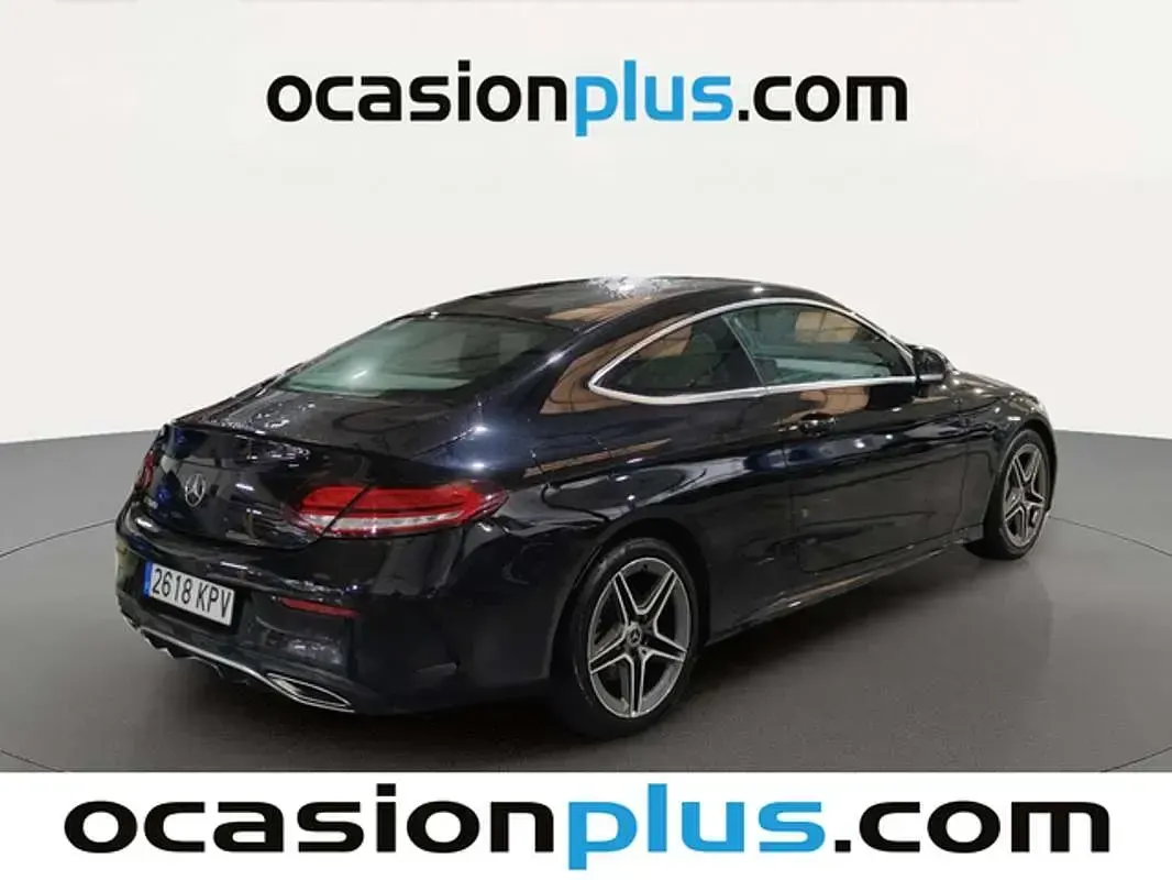 Usado Mercedes C300 258 CV (189 kW) 2018 Negro Coupe