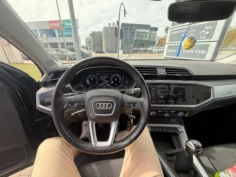 Usado Audi Q3 Sportback Advanced 150 CV (110 kW) 2022 Negro SUV