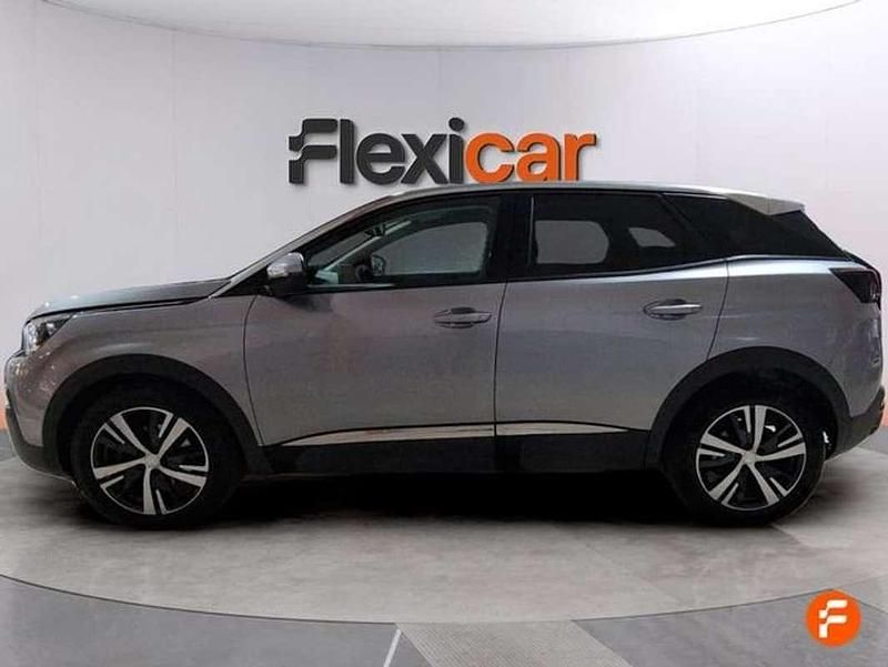 Usado Peugeot 3008 Allure 131 CV (96 kW) 2020 Gris SUV
