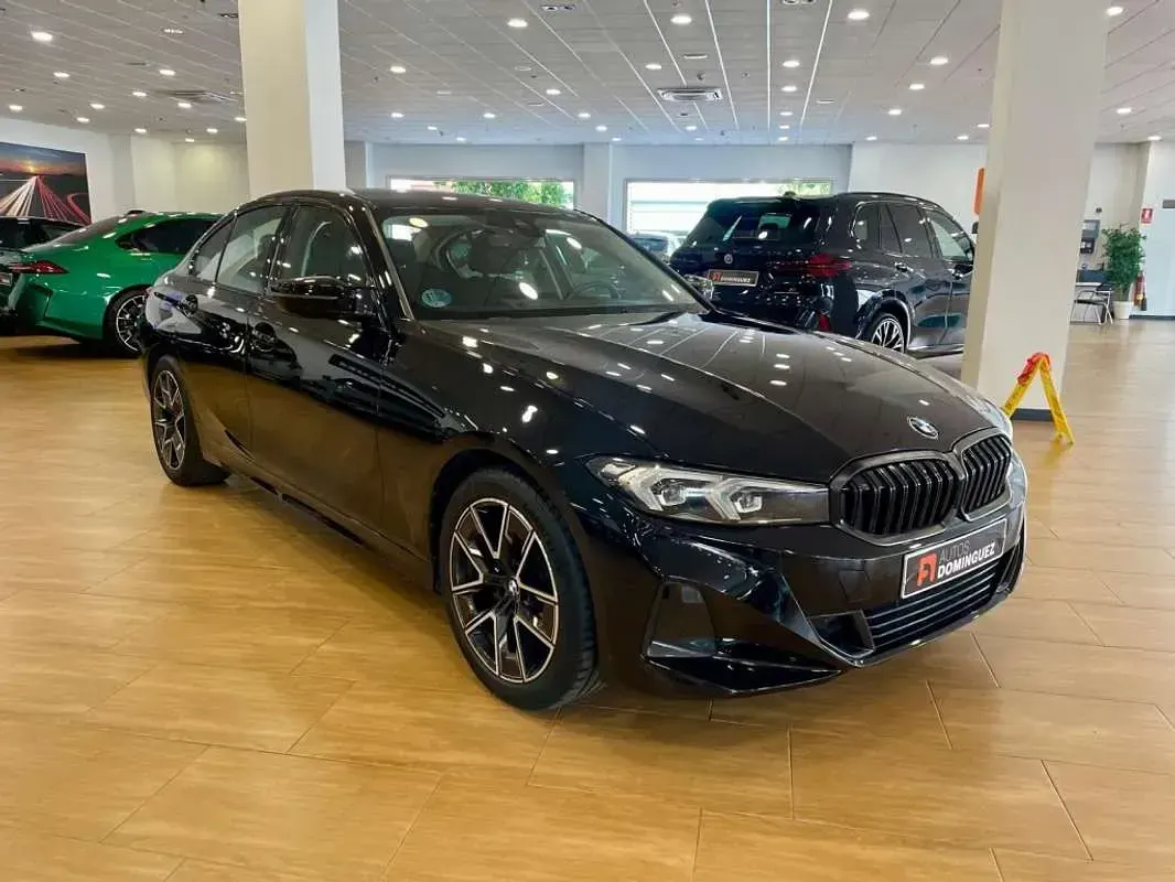 Usado BMW 318 150 CV (110 kW) 2023 Negro Berlina