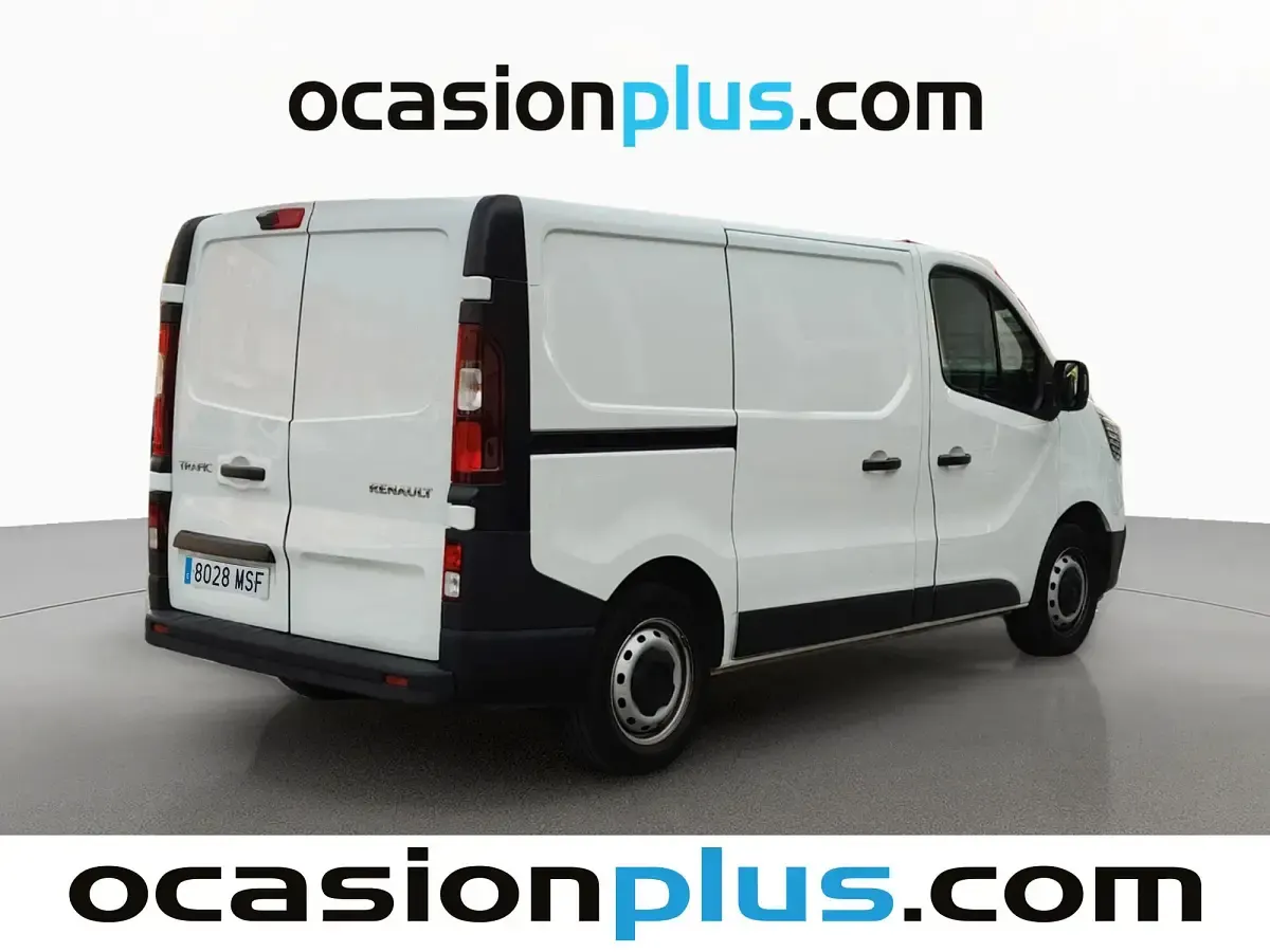 Usado Renault Trafic 131 CV (96 kW) 2024 Blanco Monovolumen
