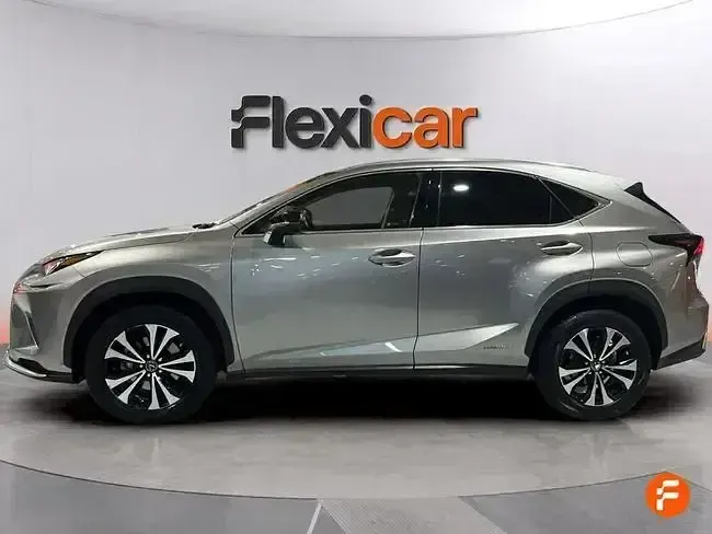 Usado Lexus NX300h 197 CV (144 kW) 2021 Beige SUV