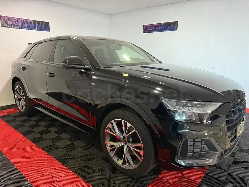 Usado Audi Q8 S-Line 286 CV (210 kW) 2021 Negro SUV
