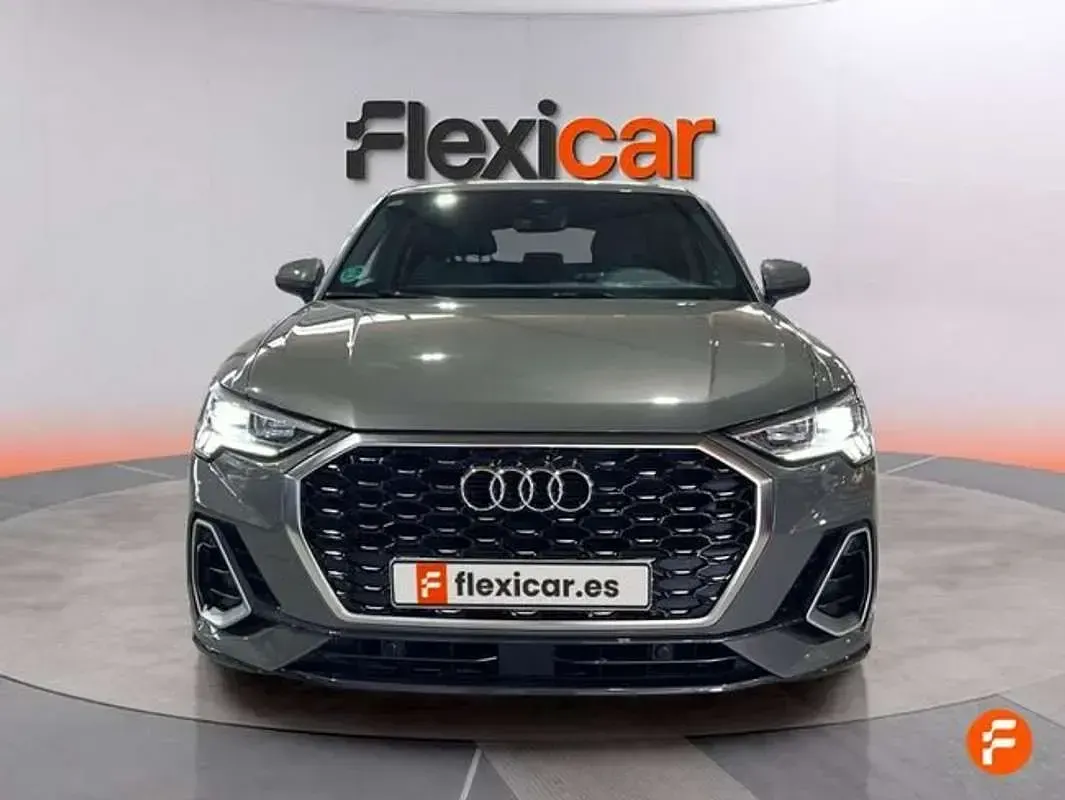 Usado Audi Q3 150 CV (110 kW) 2022 Gris SUV