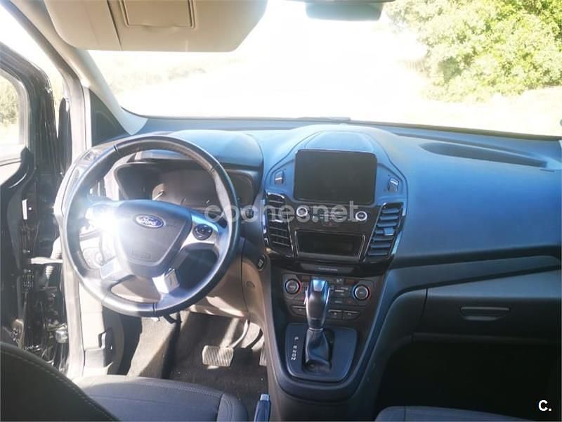 Usado Ford Grand Tourneo Connect Titanium 120 CV (88 kW) 2018 Negro Monovolumen