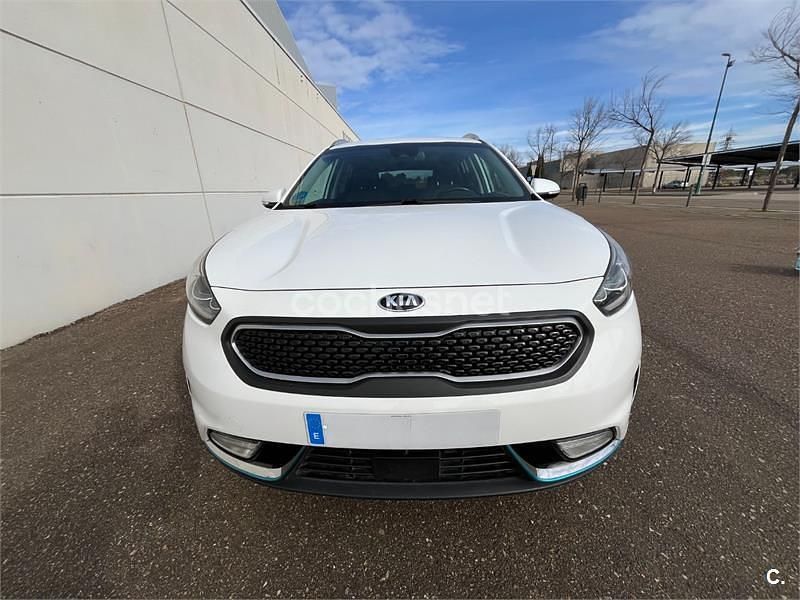 Usado Kia Niro 141 CV (103 kW) 2017 Blanco SUV