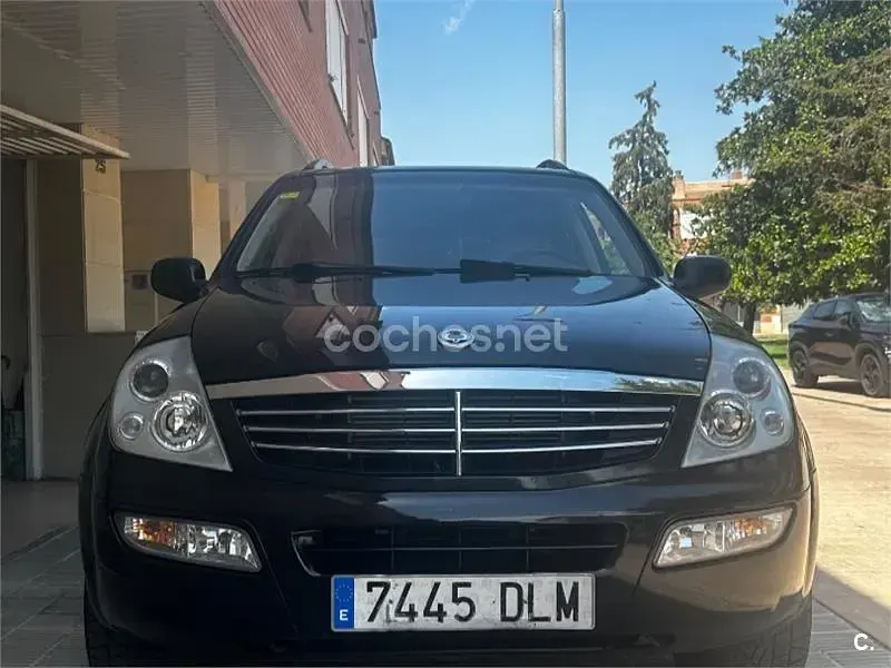 Usado SsangYong Rexton 165 CV (121 kW) 2005 Negro SUV