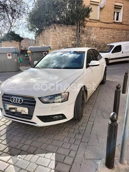 Usado Audi A4 143 CV (105 kW) 2012 Blanco Berlina