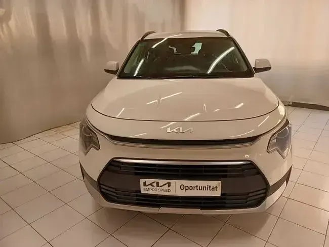 Usado Kia Niro 129 CV (94 kW) 2025 Blanco SUV