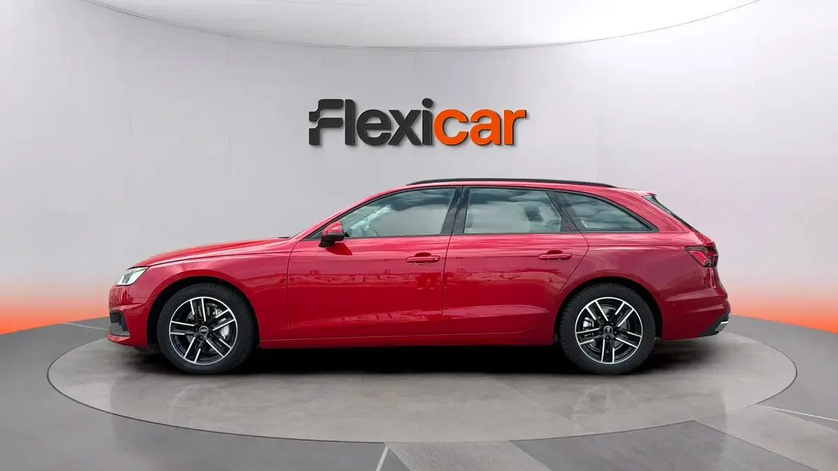 Usado Audi A4 Advanced Plus 204 CV (150 kW) 2021 Rojo Familiar