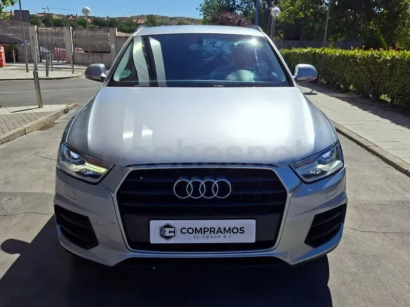 Usado Audi Q3 Advanced Plus 150 CV (110 kW) 2015 Gris / plata SUV