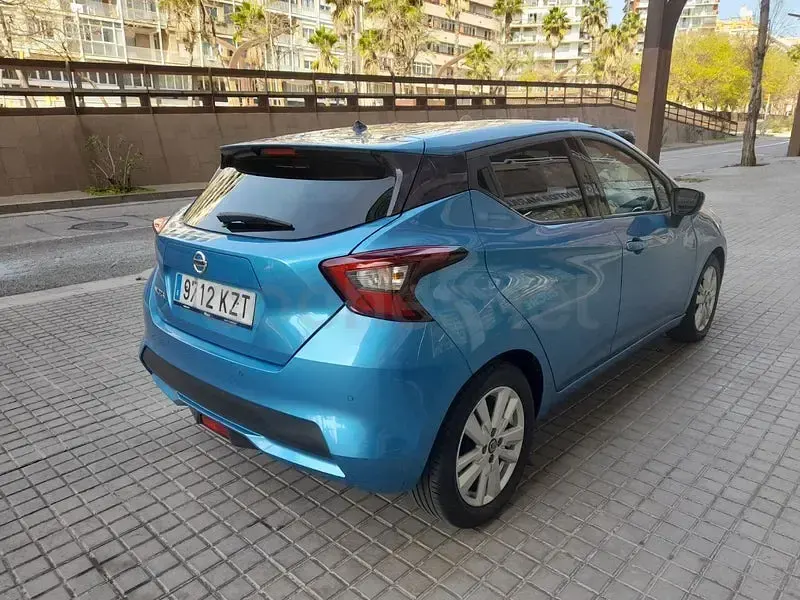 Usado Nissan Micra Acenta 100 CV (73 kW) 2019 Azul Utilitario